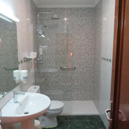 Anunciada Szálloda Baiona